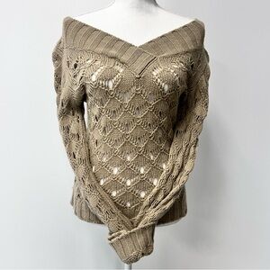 Women’s Knit Tan Off Shoulder Long Sleeve Sweater Size Small Benetton